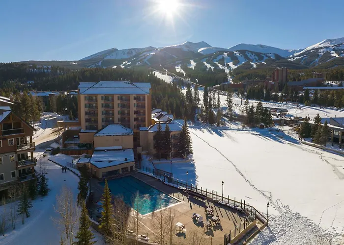 New! Marriott Slope View Ski In Ski Out Luxury Studio Sleeps 4 Full Kitchen, Amenities & Fee Parking